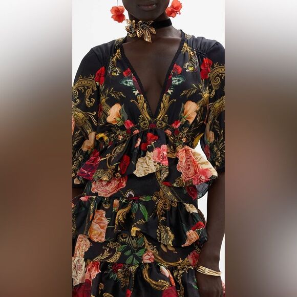 7 NWOT 1299.00 CAMILLA Puff Sleeve Tiered Skirt Dress
Magic In The Manuscripts - Picture 8 of 11